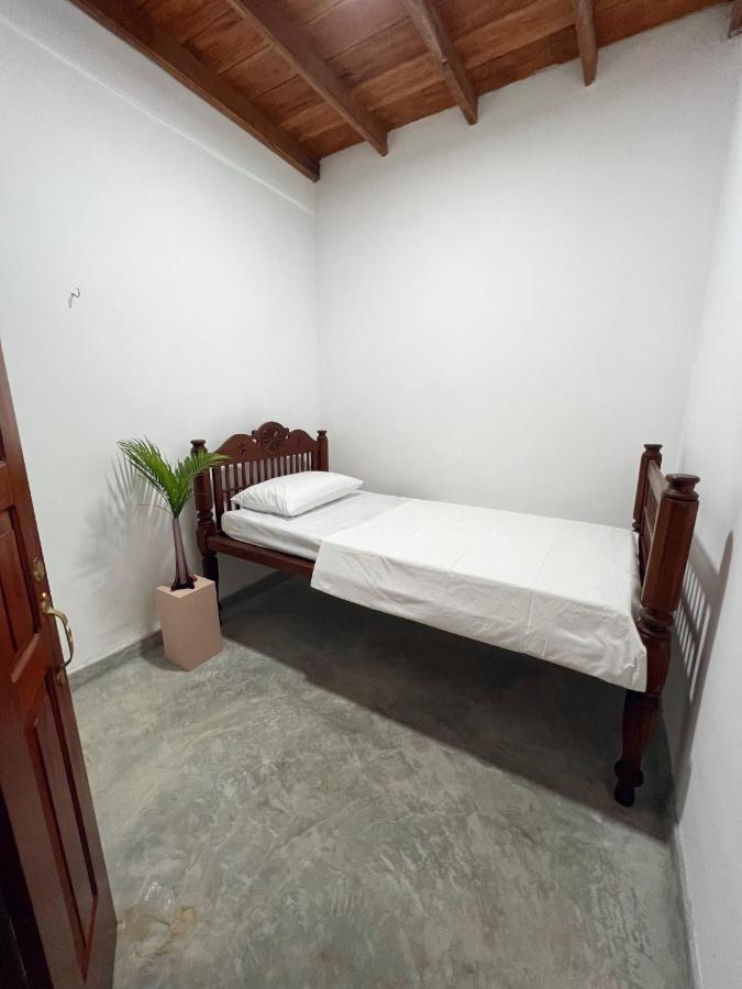 Komox Gedara Galle Ngoại thất bức ảnh
